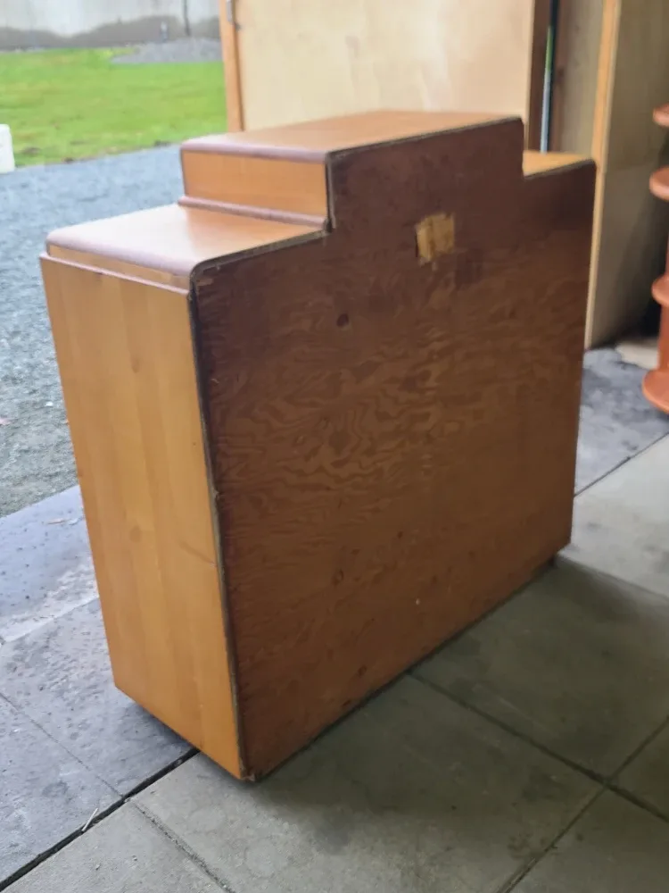 VINTAGE BUFFET SERVER CABINET image indicator(5)