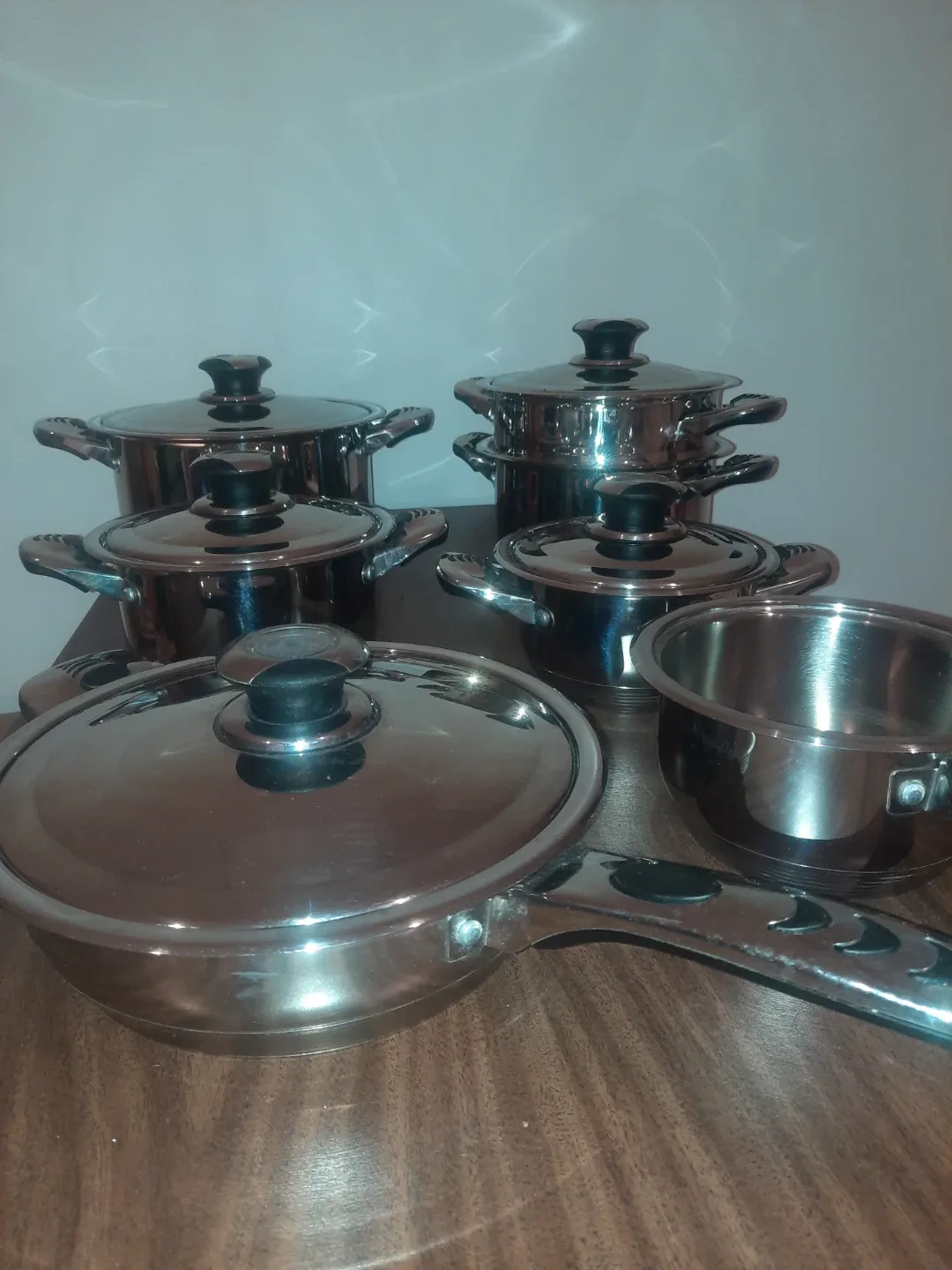 12 pc Carl Weill 18-10 Stainless Steel Cookware Set