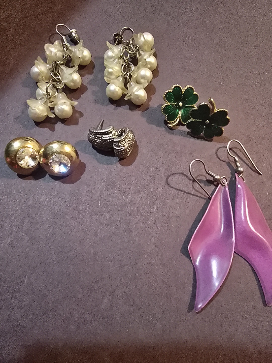 10 pairs Assorted Earrings - Various Styles - photo 2