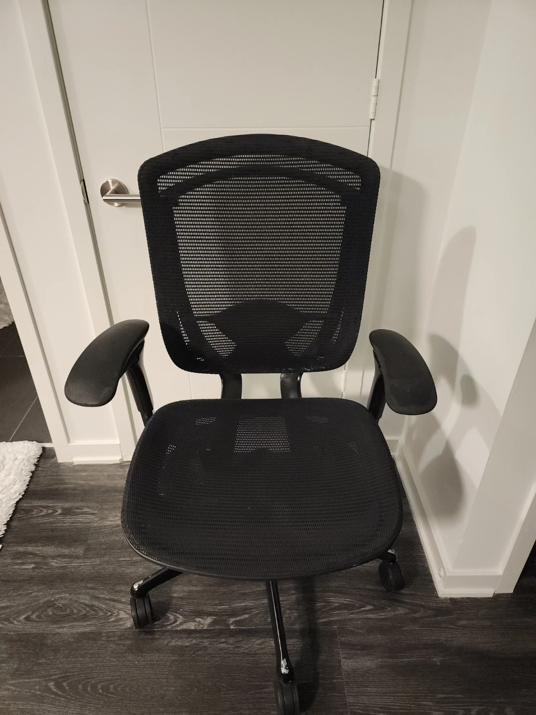 Desk chair