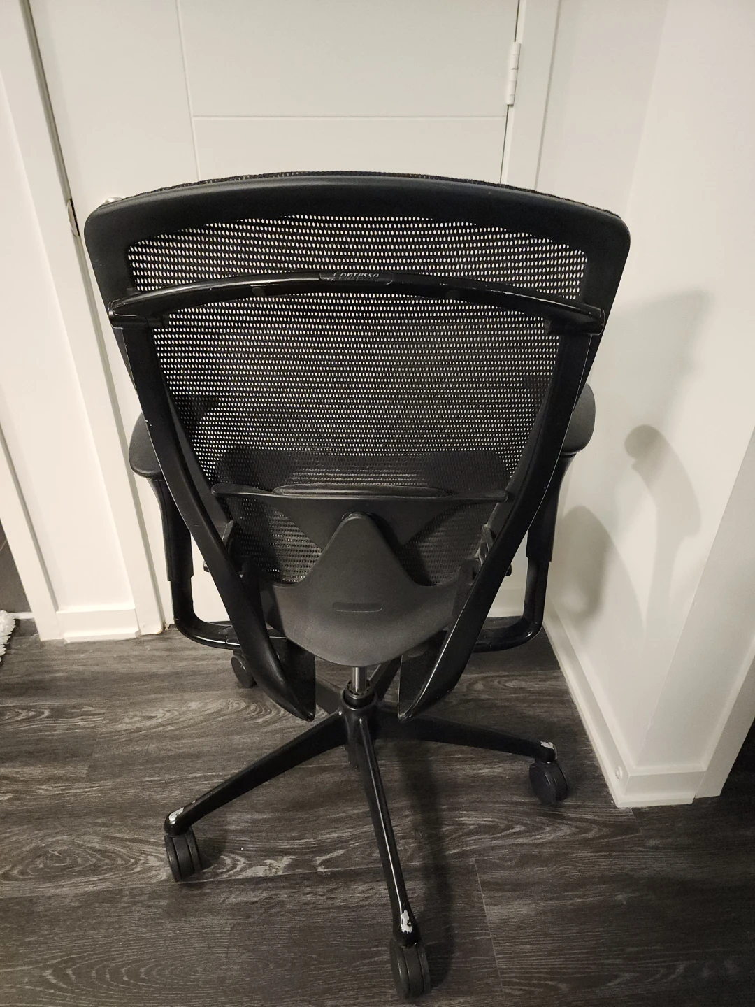 Desk chair - photo 2