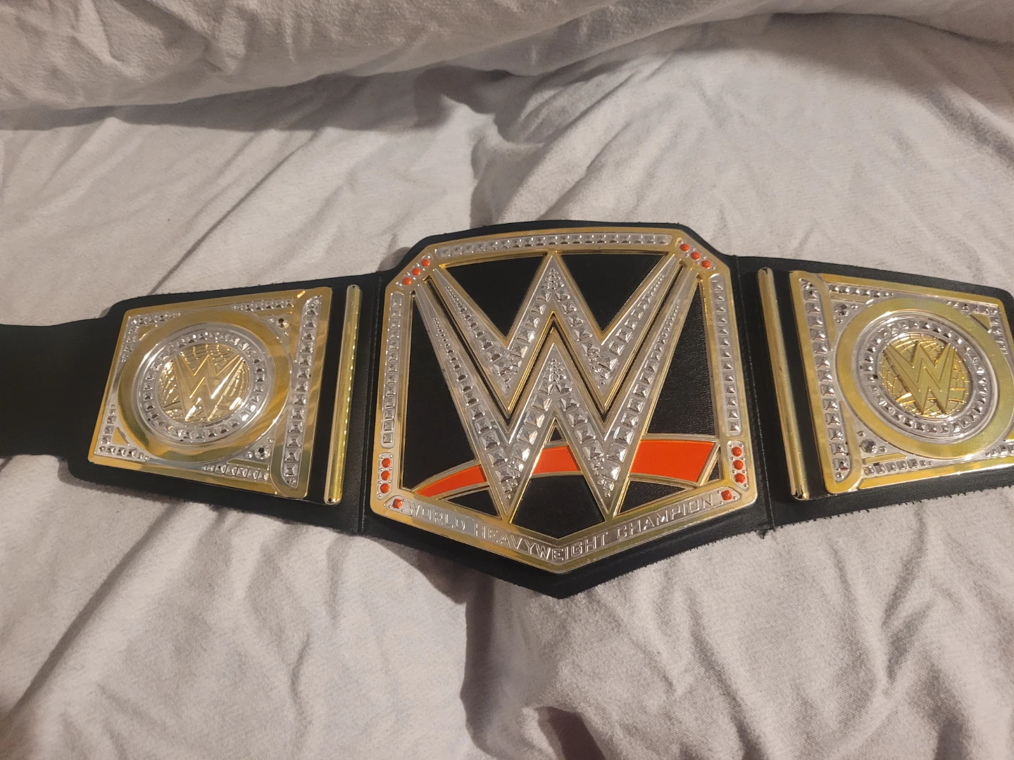 WWE World Heavyweight Championship Belt Replica - photo 2