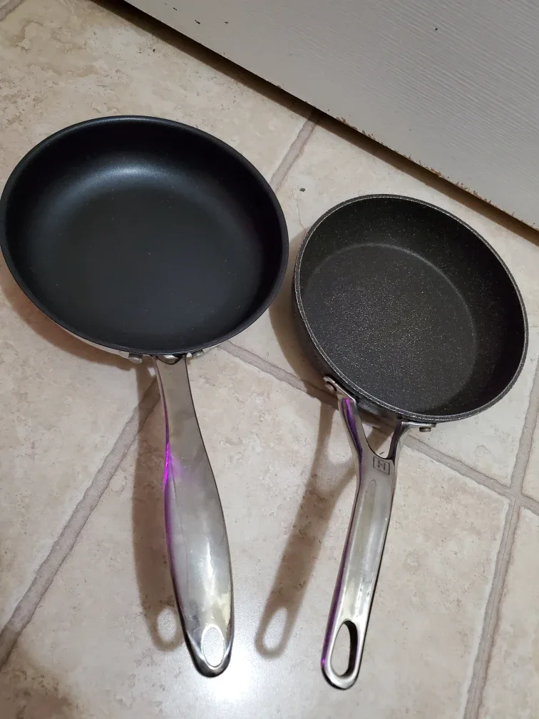 2 small Frying Pans - The Rock & Mosiac #Cleanout