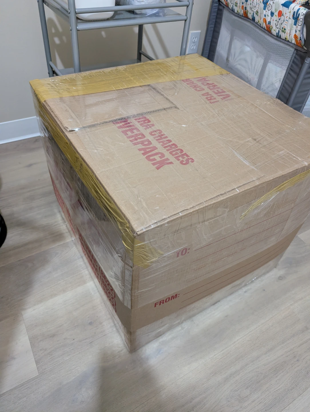 3 Huge boxes of womens clothing, over 800 pieces