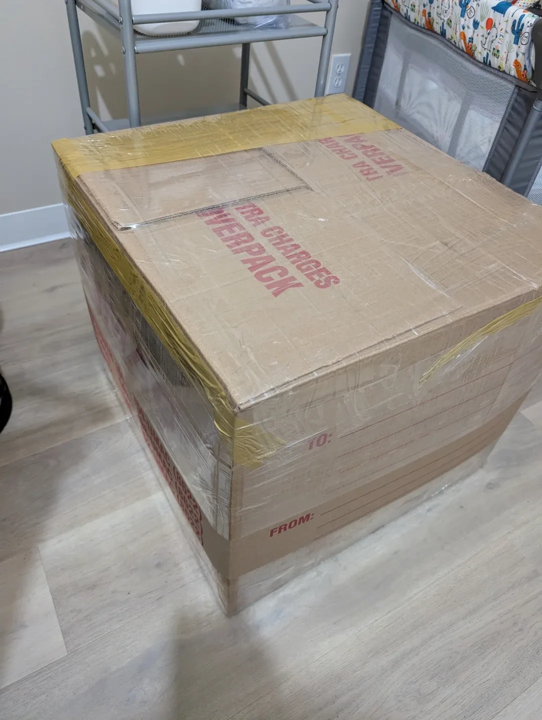 3 Huge boxes of womens clothing, over 800 pieces