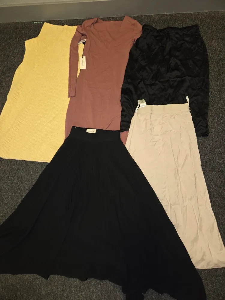 Babaton & Wilfred Clothing Bundle - Size 2XS & XS