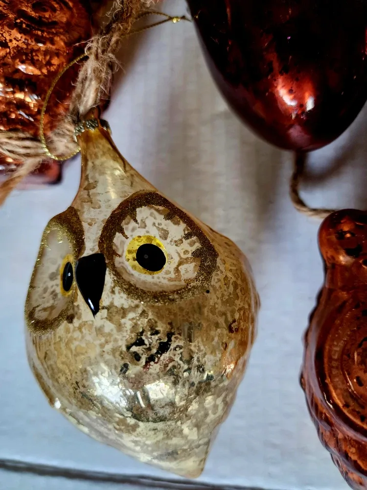 Owl & Acorn Christmas Glass Ornaments image indicator(2)