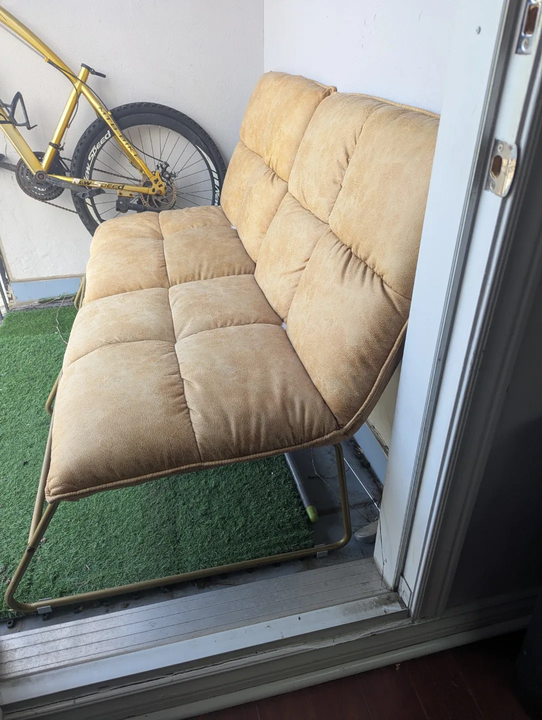 2 Leather lounge chairs