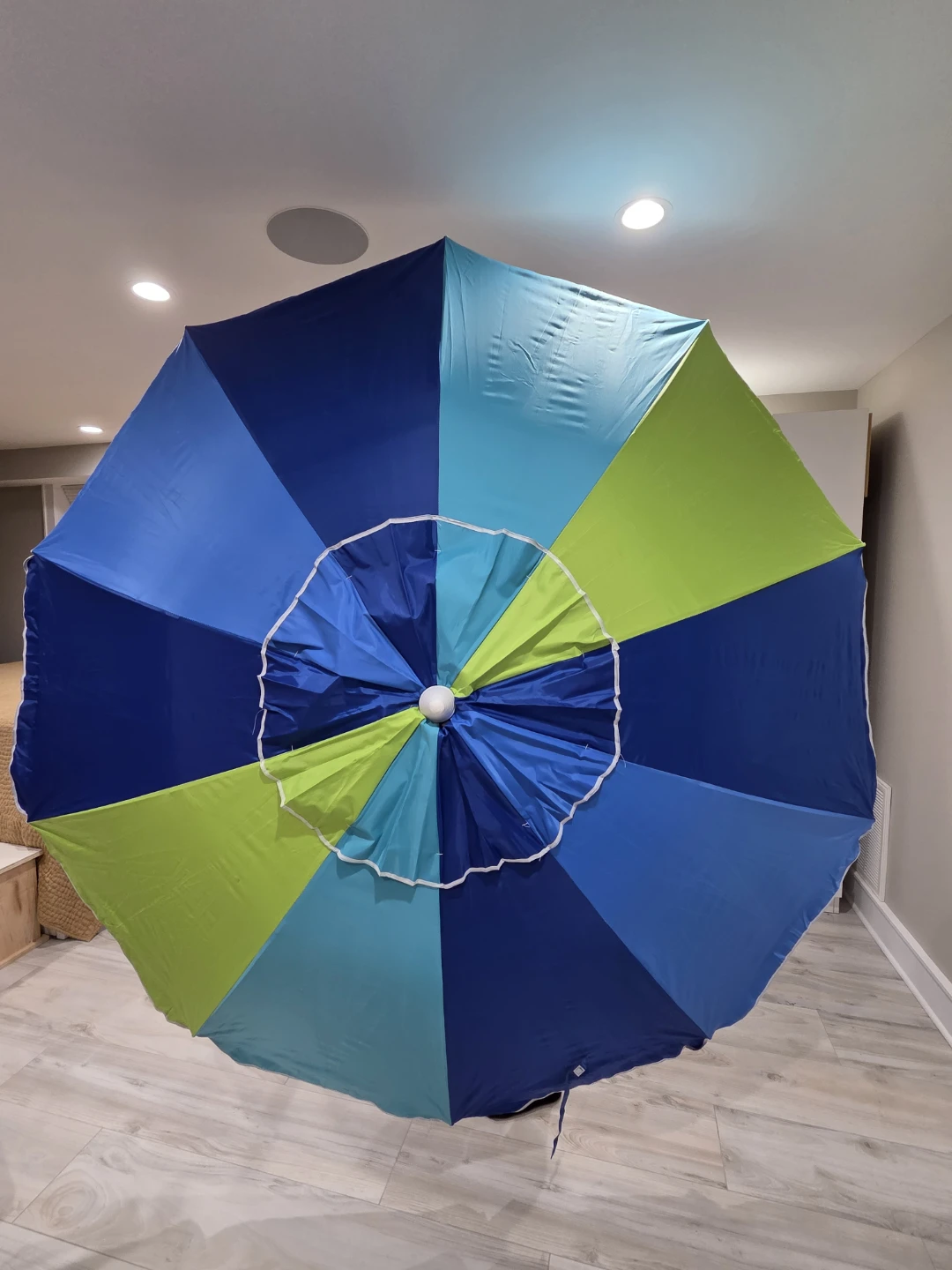 Mainstays 7.5-Foot Round Beach Umbrella - photo 5