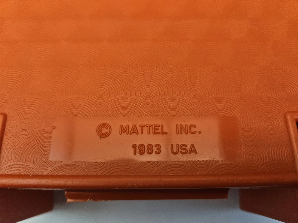 Hot Wheels Racers Engine Carry Case from 1983 - photo 2