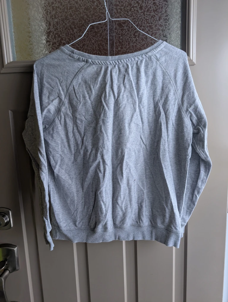 Womens sz sm sweater - photo 2