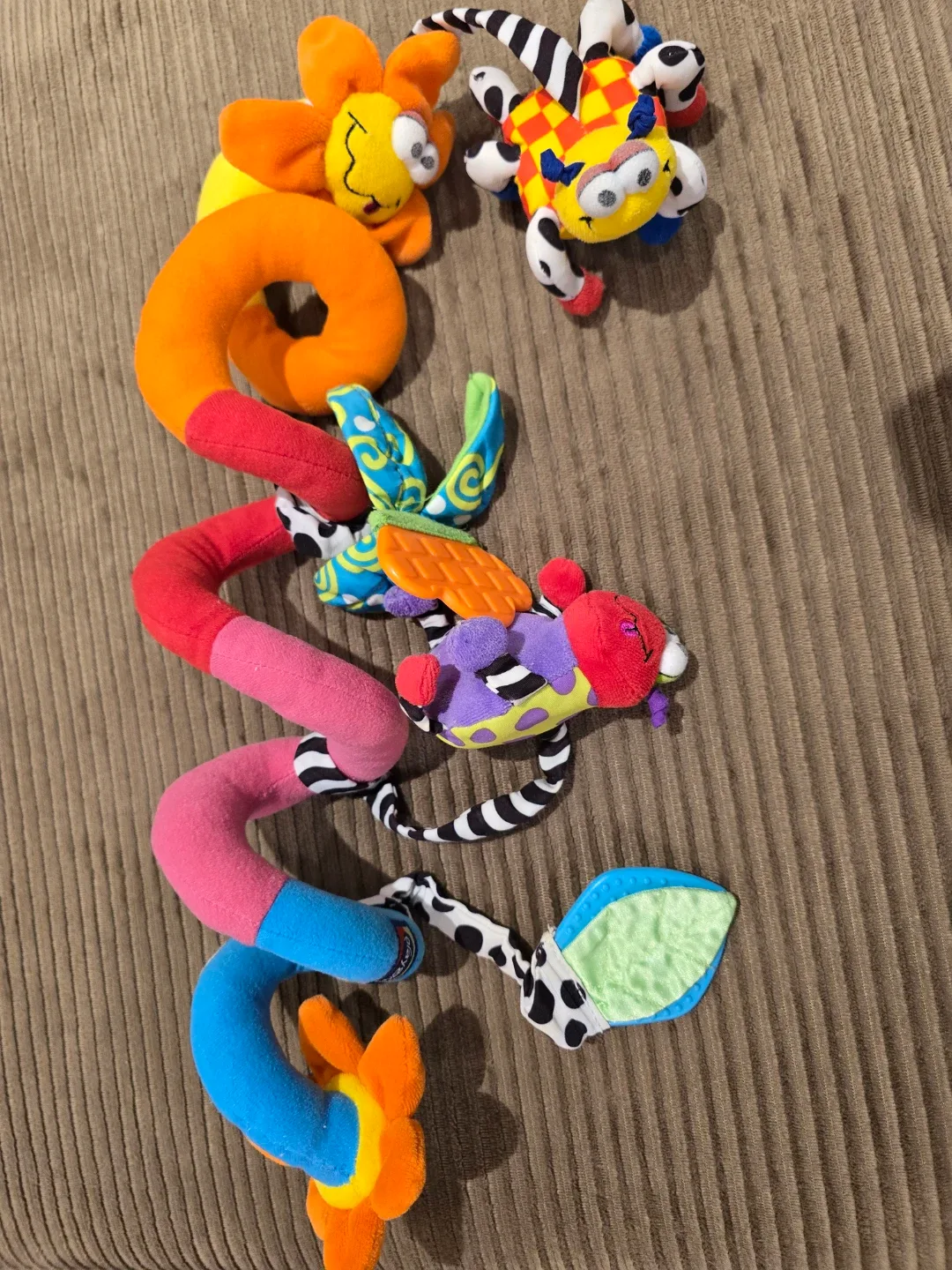 Lamaze Gardenbug Mobile crib toys image indicator(3)