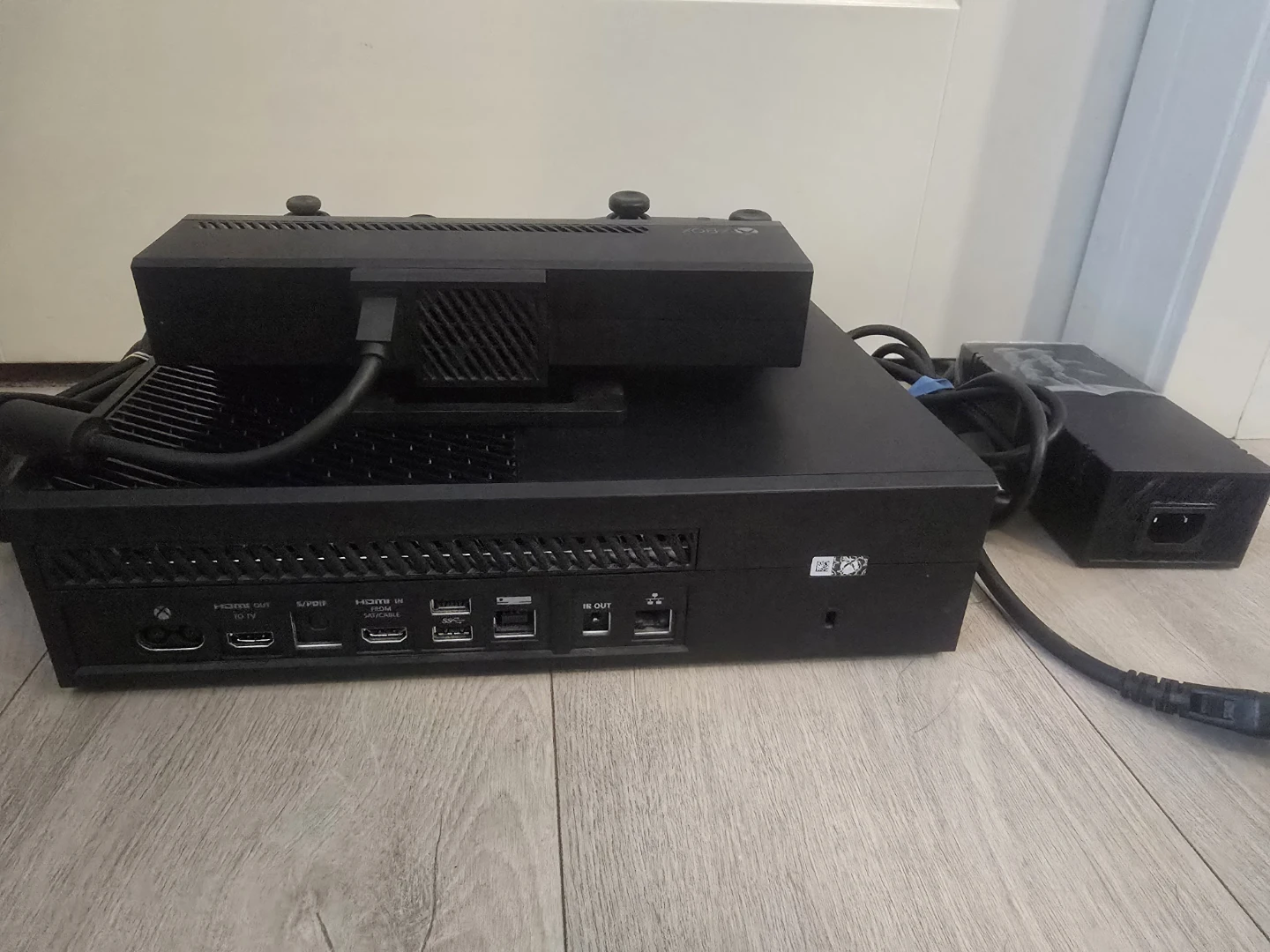 Xbox One & Accessories - photo 3