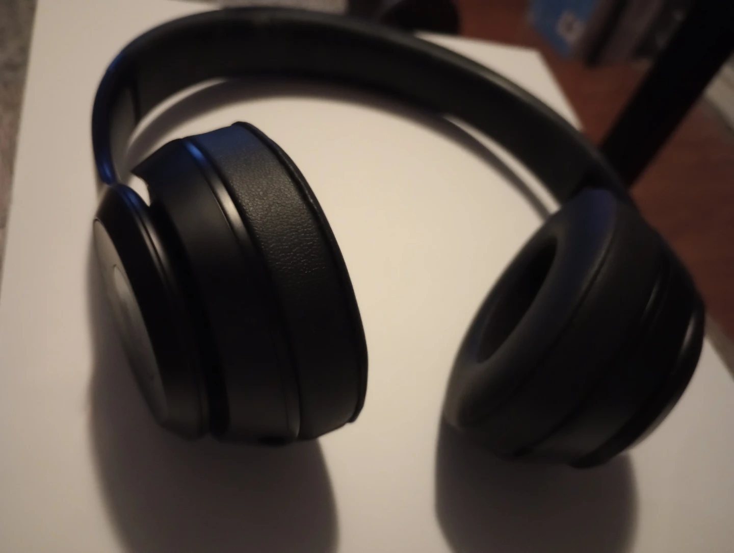 Beats Solo3 Wireless Headphones - Black - photo 3