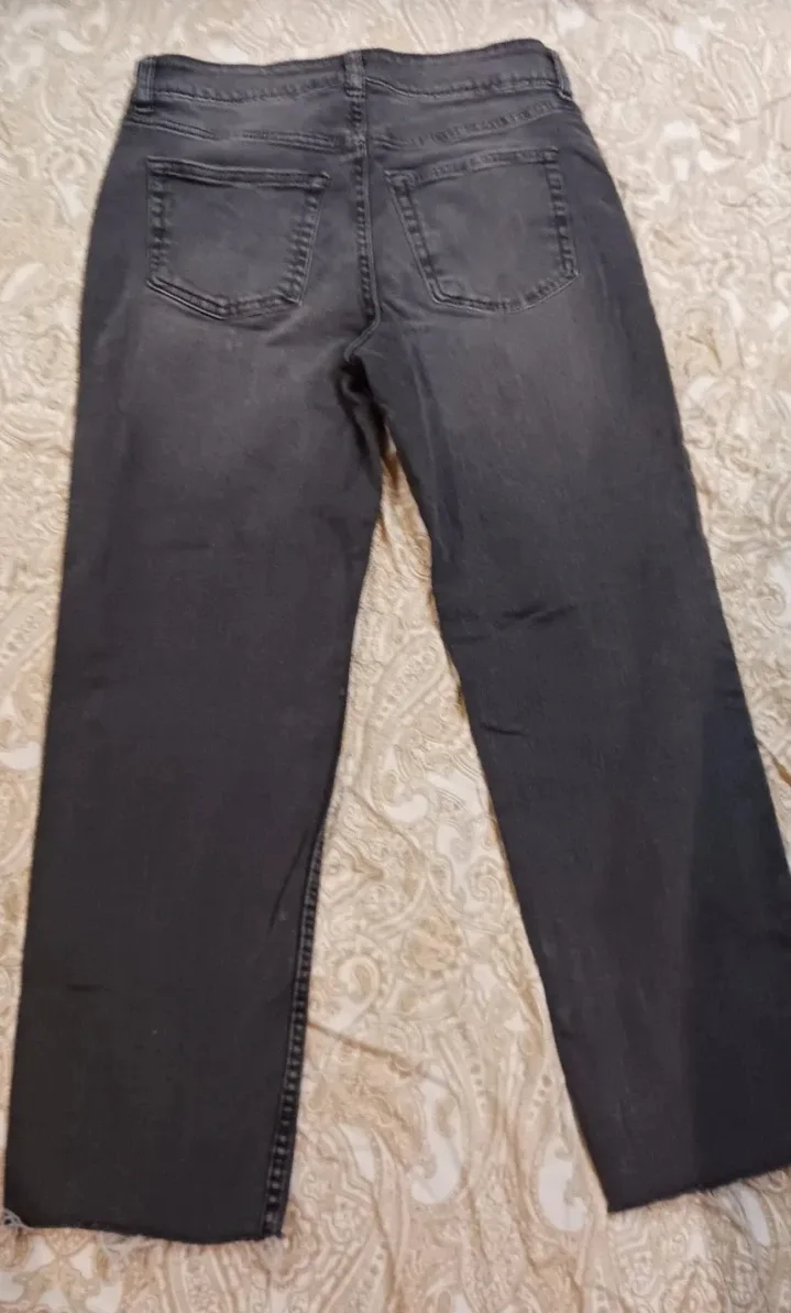 George Jeans - Size 4 - Dark Wash #Cleanout image indicator(3)