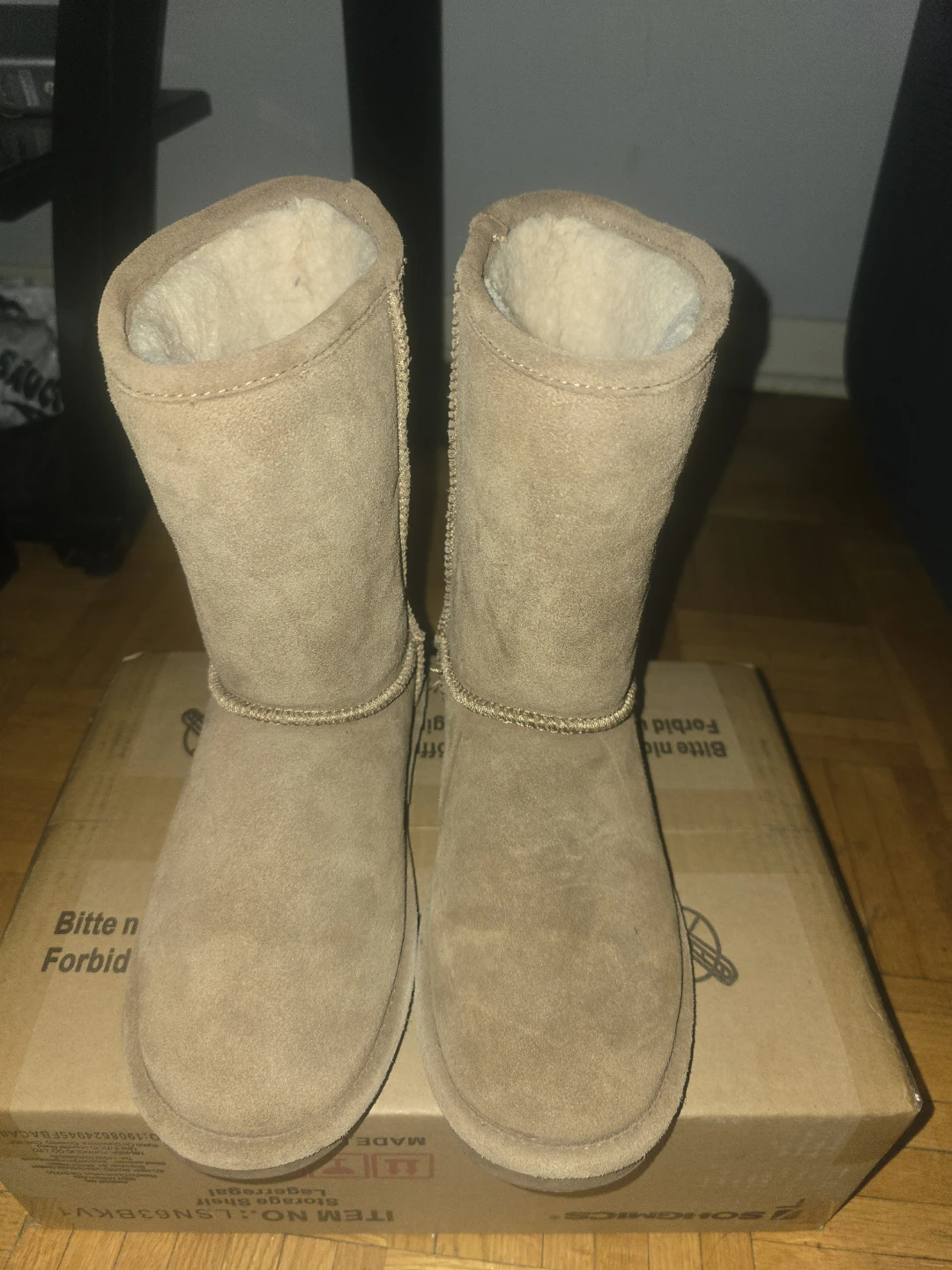 BEARPAW Women's Suede Boots, Size 8