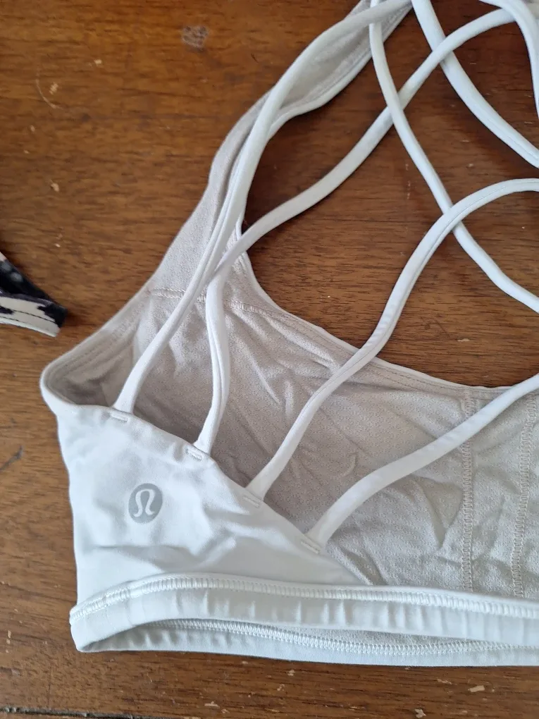 Lululemon Free to Be Serene Bra #clearout