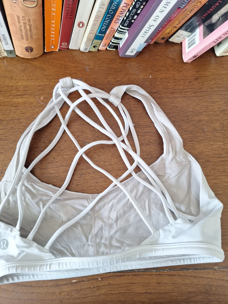 Lululemon Free to Be Serene Bra #clearout - photo 2