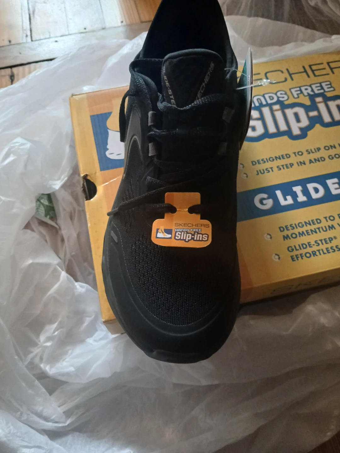 New Skechers Hands Free Slip-ins Glide-Step Shoes
