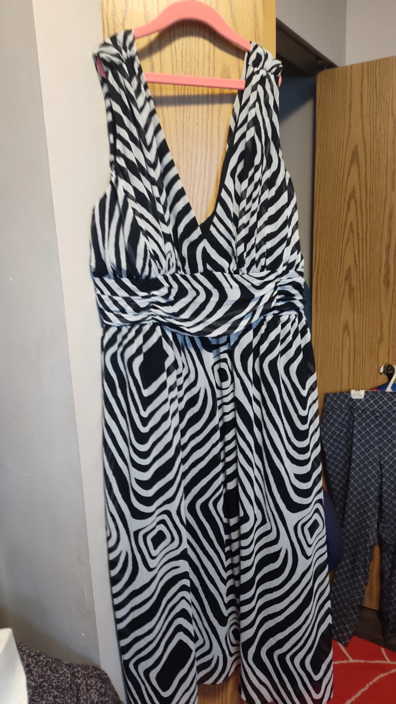 BN Dress SZ 14
