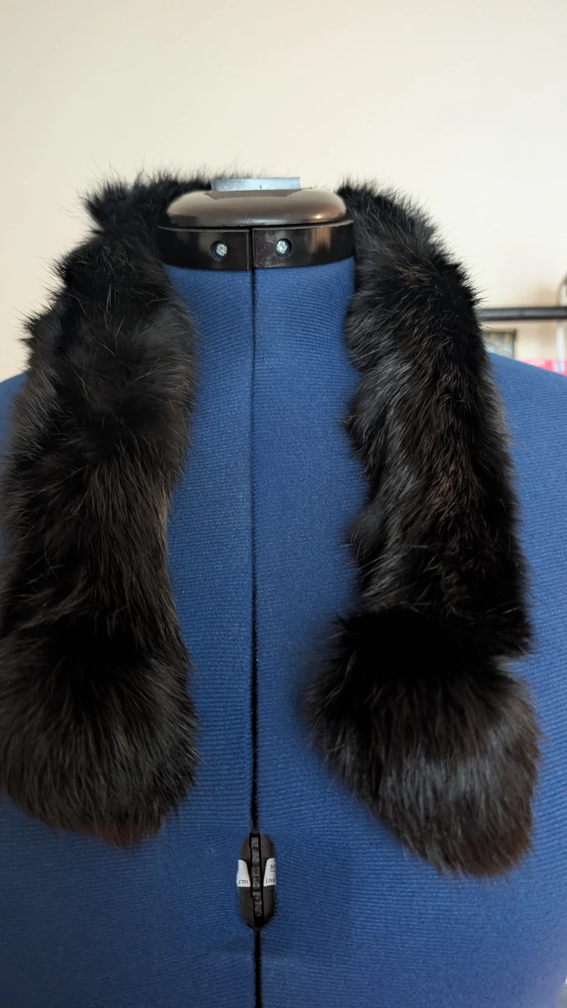 Black Fur Scarf - photo 3