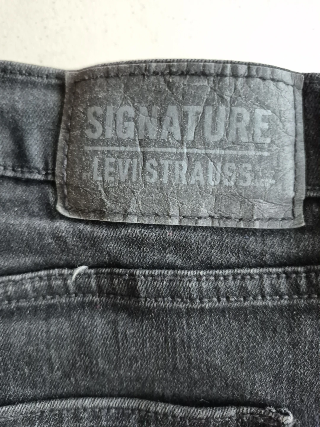 Signature Levi Strauss Athletic Fit Jeans Size - 42 - photo 2