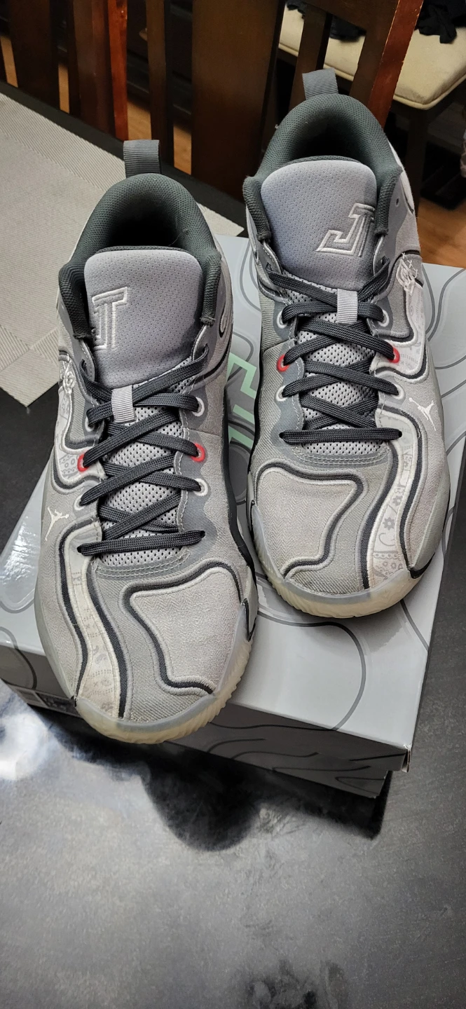 Jordan Tatum 3 Particle Grey - Size 13 men's 14.5 women's