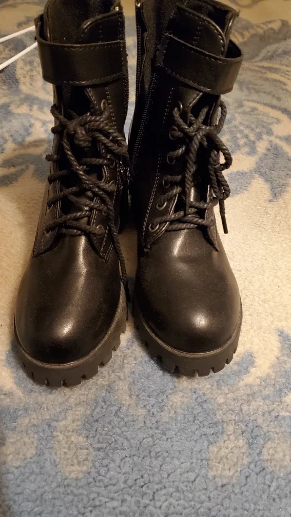 Women's Black Boots