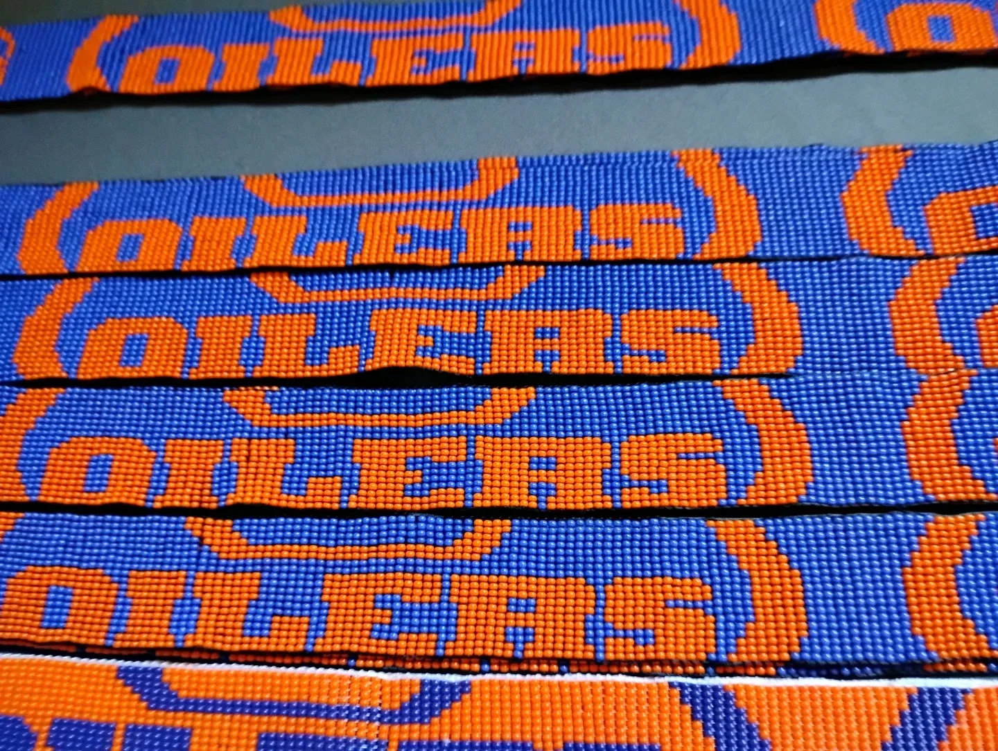 Edmonton Oilers Beaded Lanyard image indicator(3)