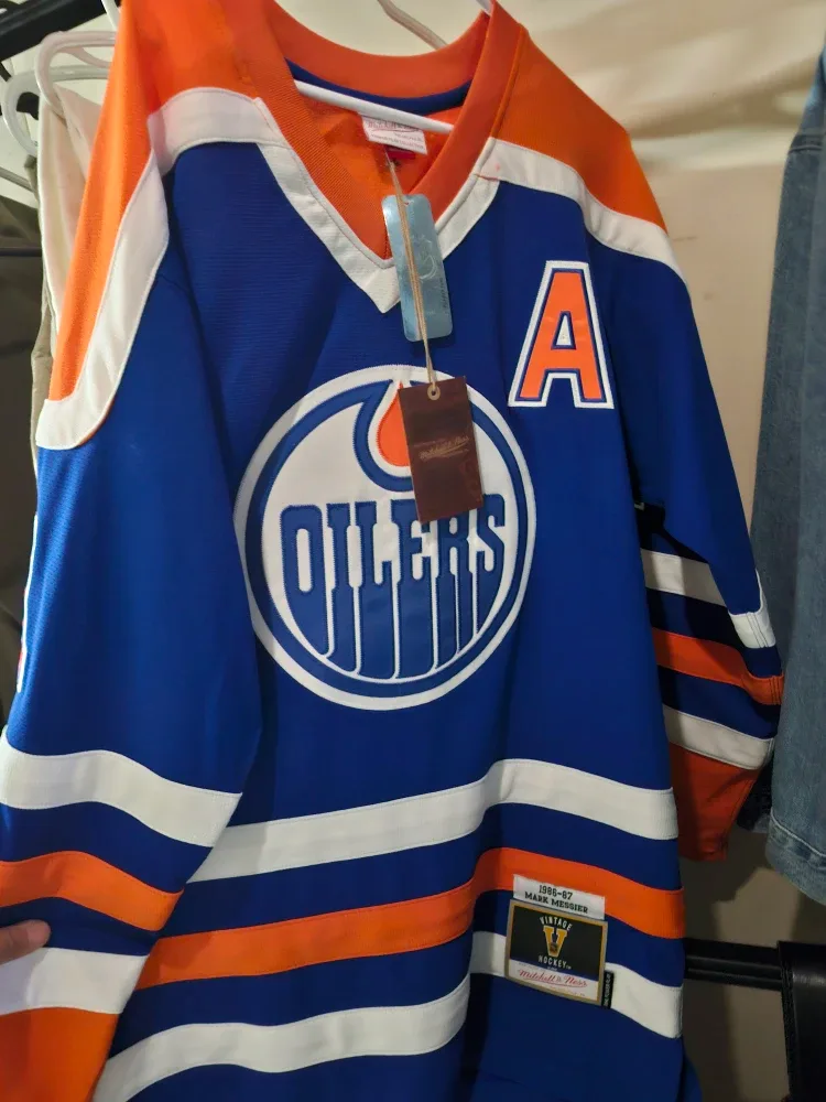 Mitchell & Ness Oilers Mark Messier Jersey