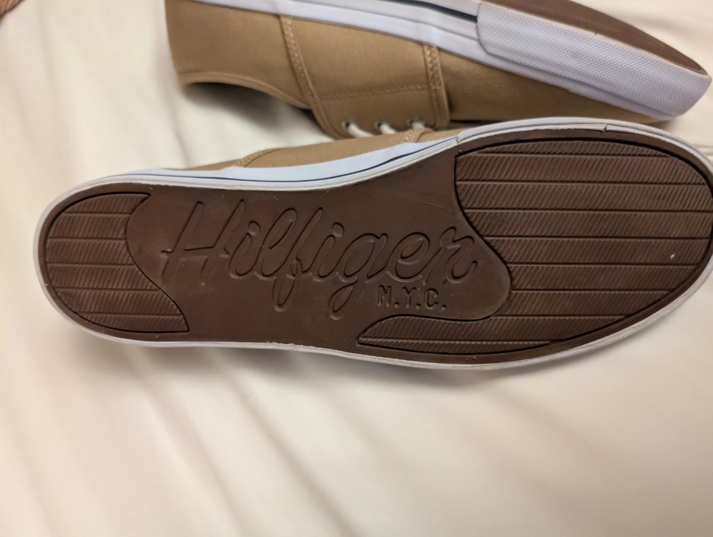 Tommy Hilfiger Beige Canvas Sneakers. For Men size 9 - photo 4