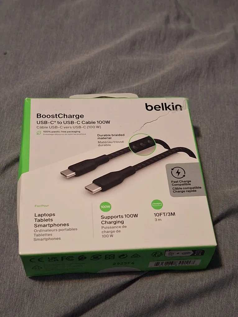 2 USB-C to USB-C charging cords + a wireless power bank