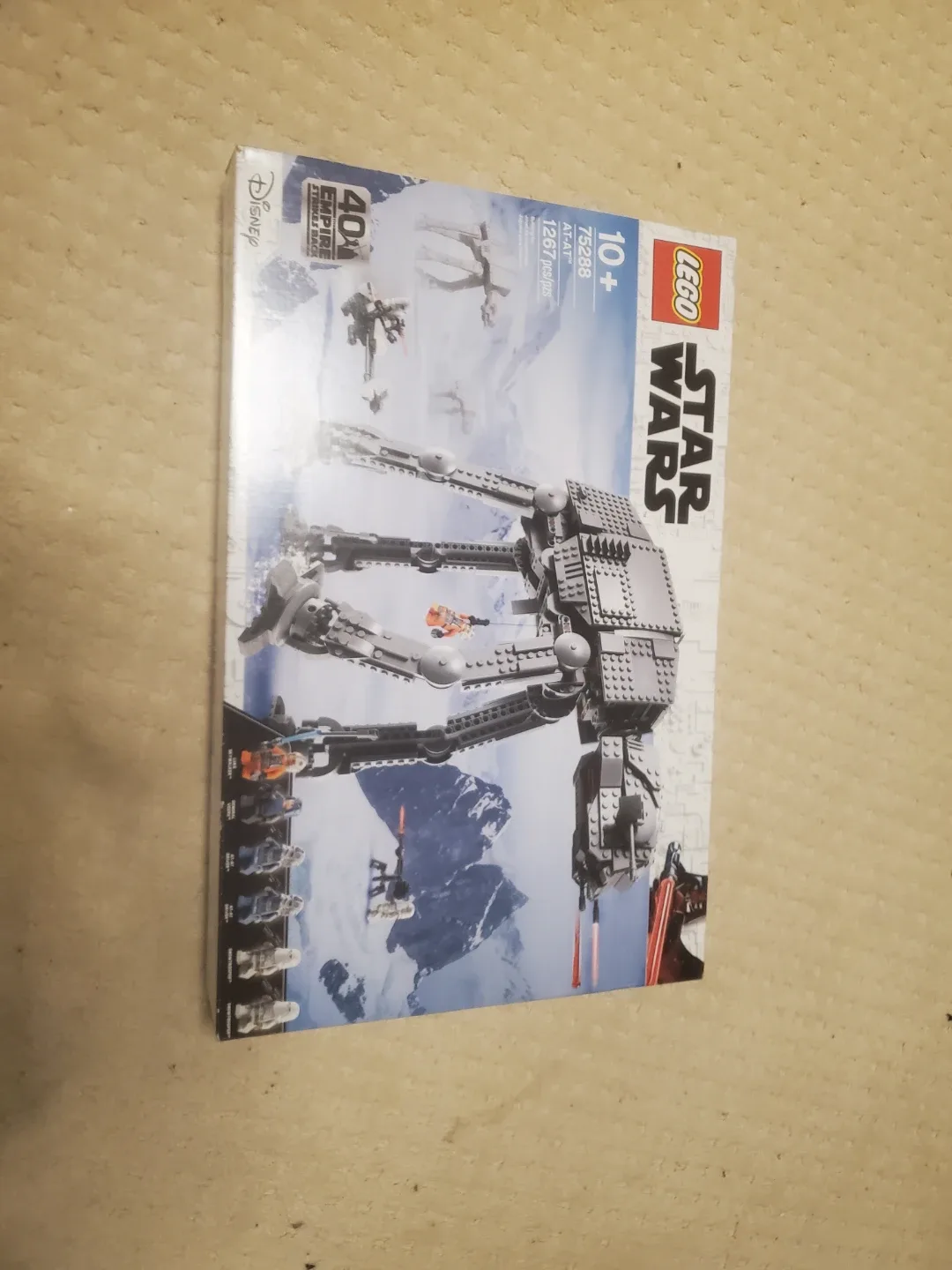 LEGO Star Wars AT-AT 75298 - New in Box!