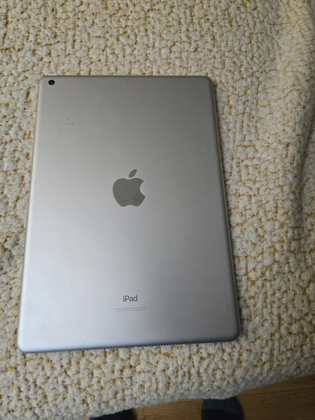 Silver iPad - photo 2