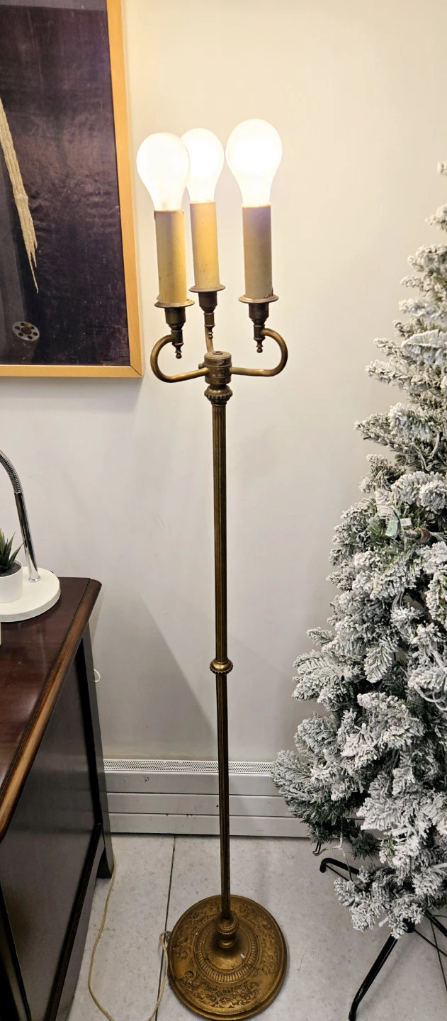 Antique Solid Brass Floor Lamp With 3 Bulbs (Delivery Available) - photo 4