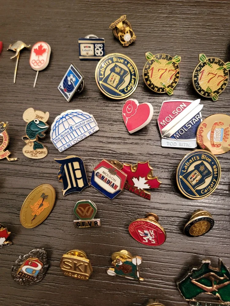 Lot of Vintage Collectible Pins image indicator(2)