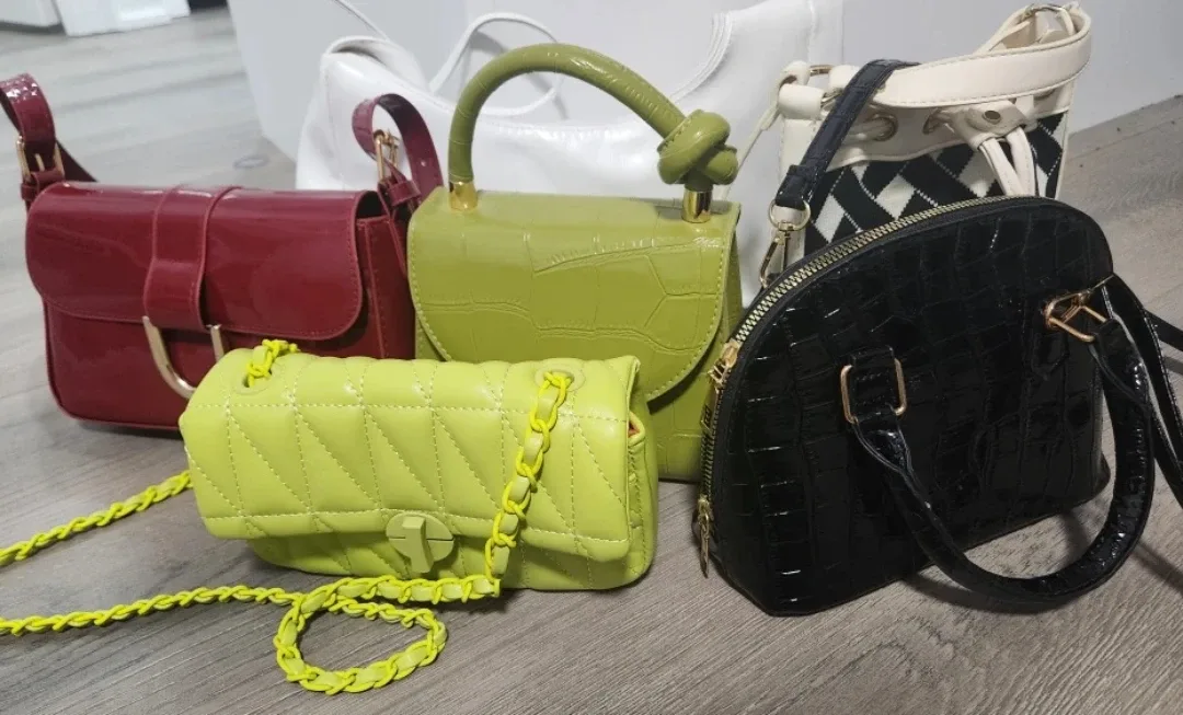 Assorted Fashion Handbags