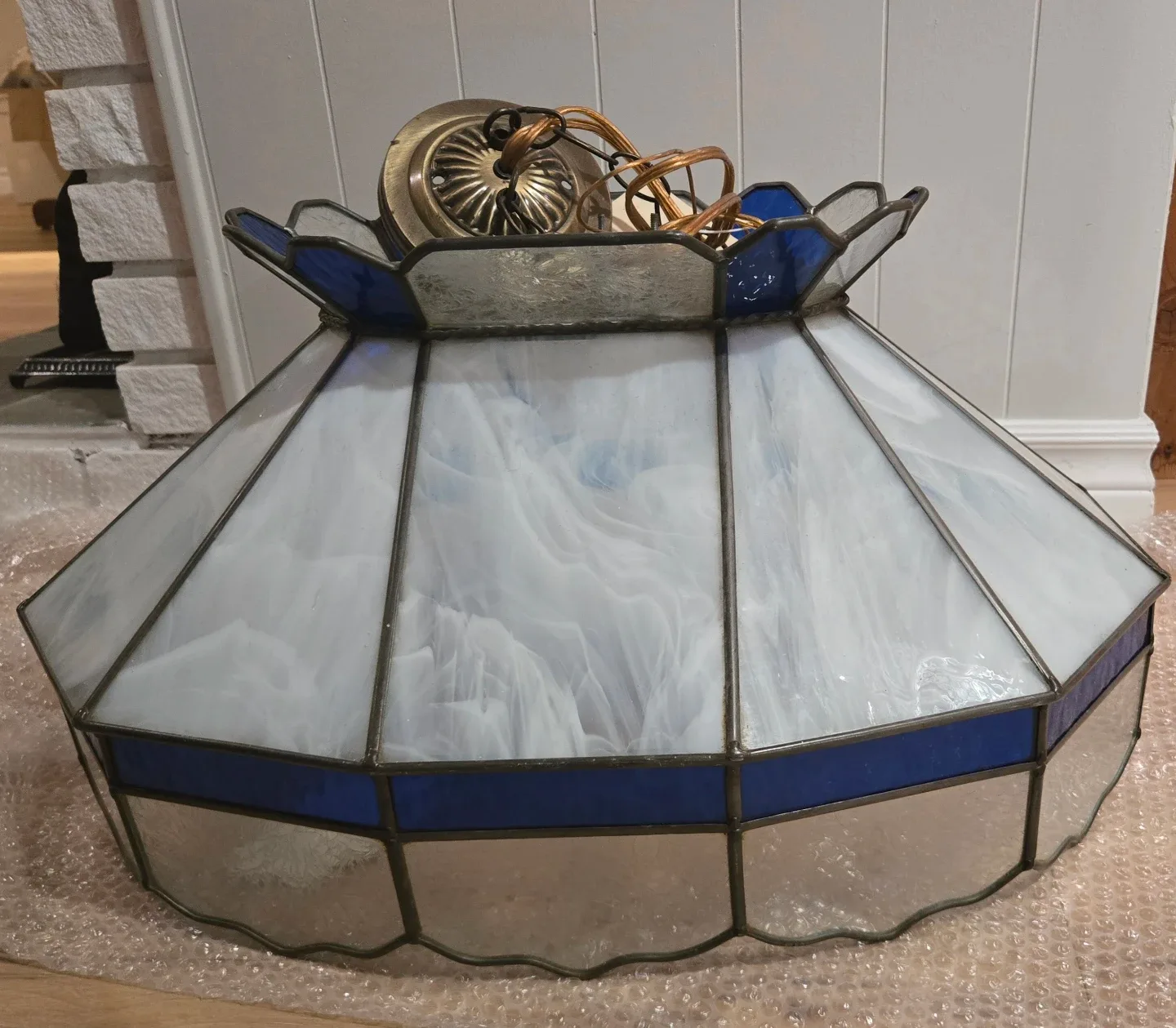 Vintage Stained Glass Hanging Lamp