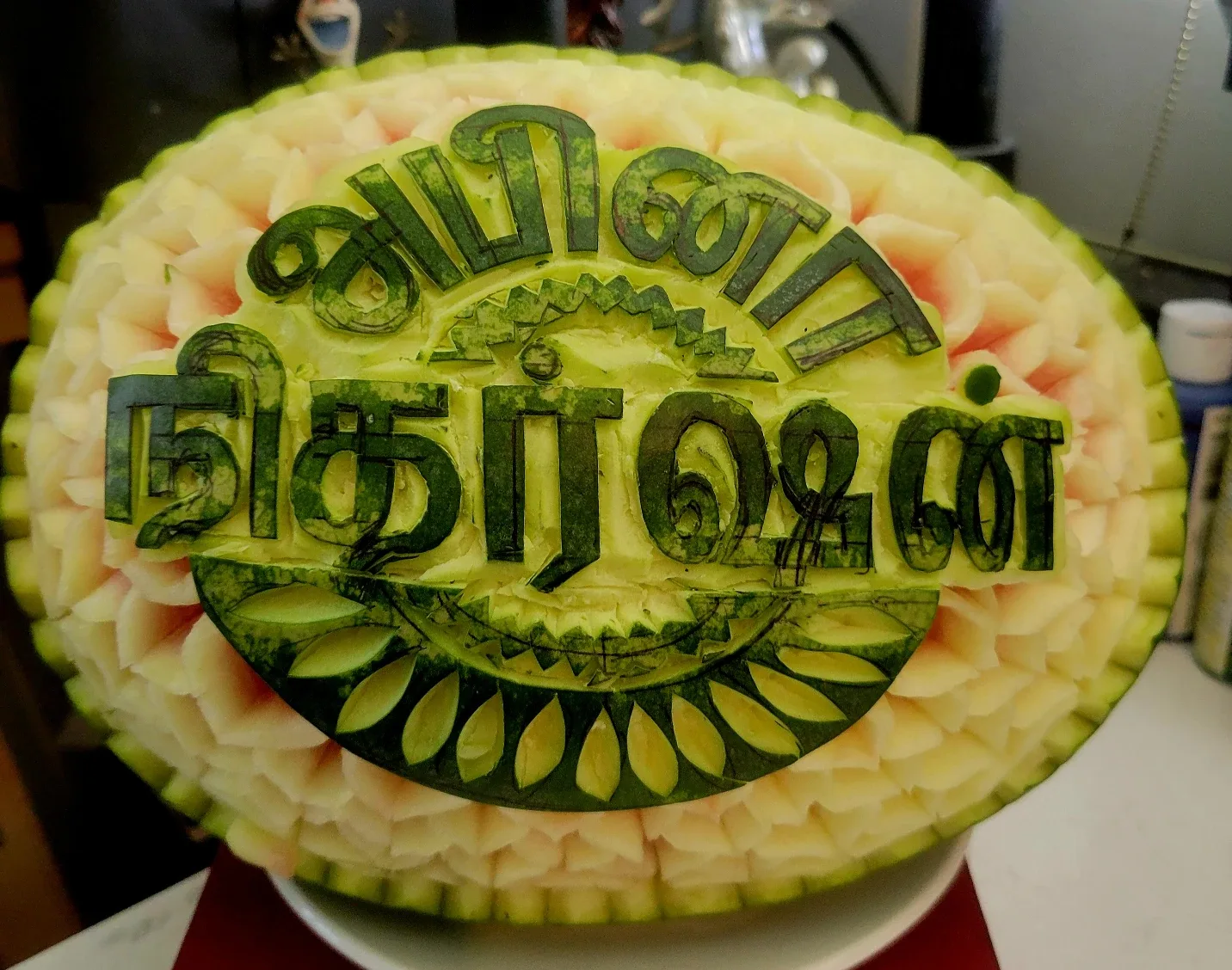 Chocolate Fountain with Fruits Carving image indicator(10)