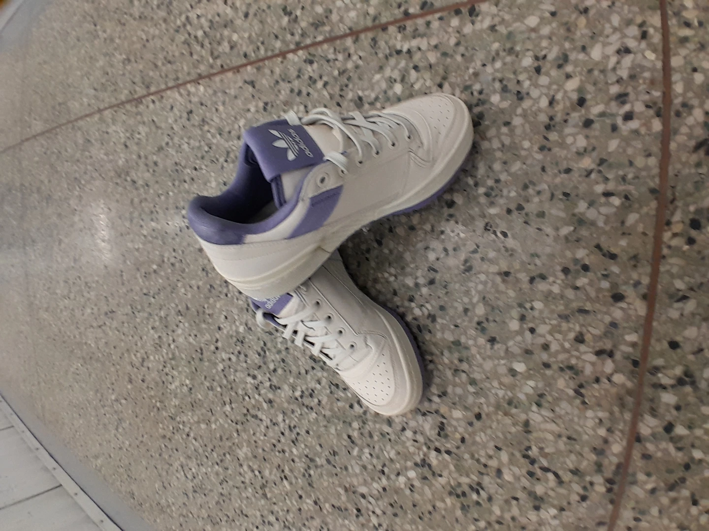 Adidas Forum Low Women's Sneakers  Girls 7 - photo 3