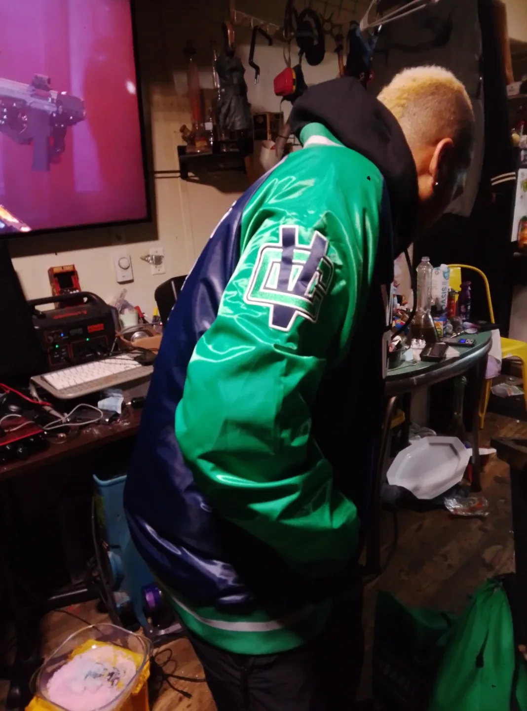 Vancouver Canucks Satin Bomber Jacket image indicator(4)