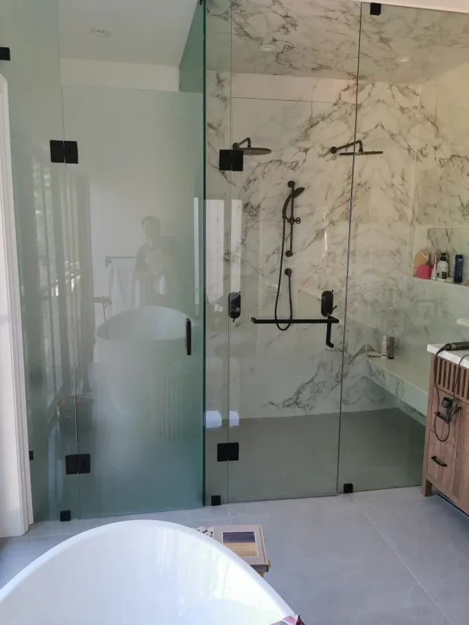 Custom glass shower image indicator(3)