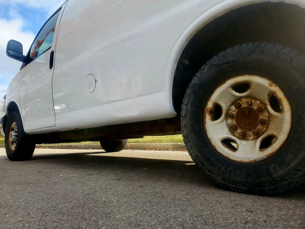 GMC Savana Cargo Van image indicator(7)