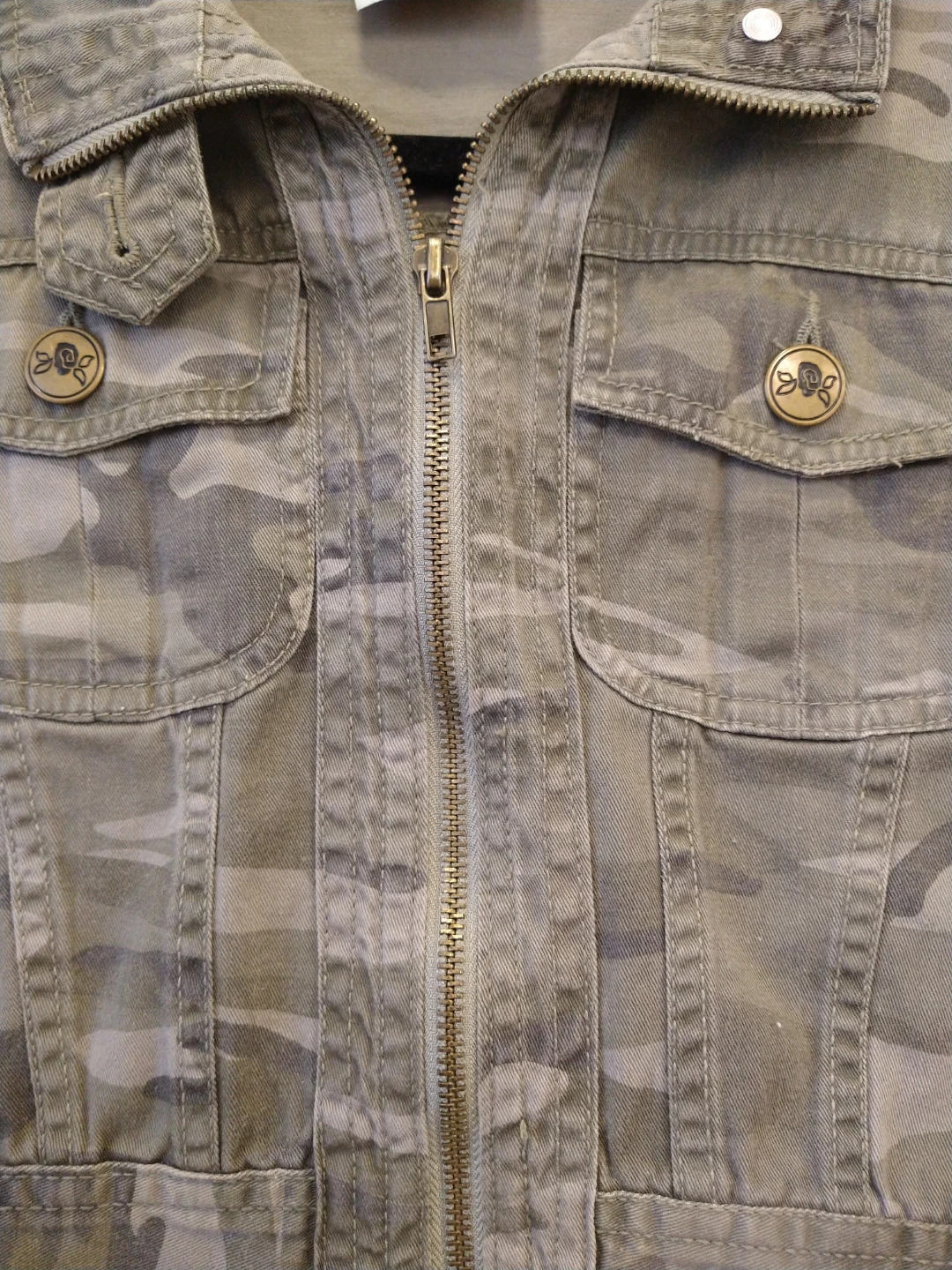 Periscope Large Camo Cropped Jacket - photo 4