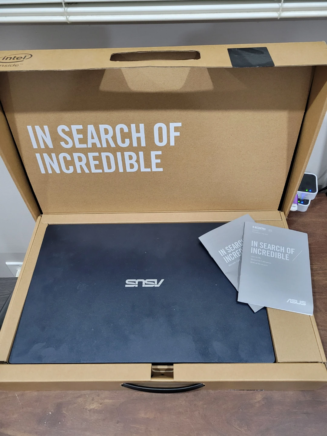 Asus Vivobook Laptop - Like New!