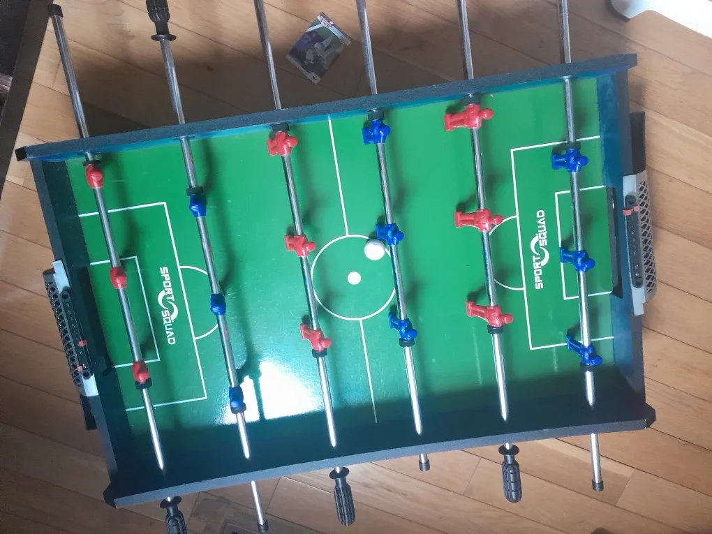 Tabletop fusball table