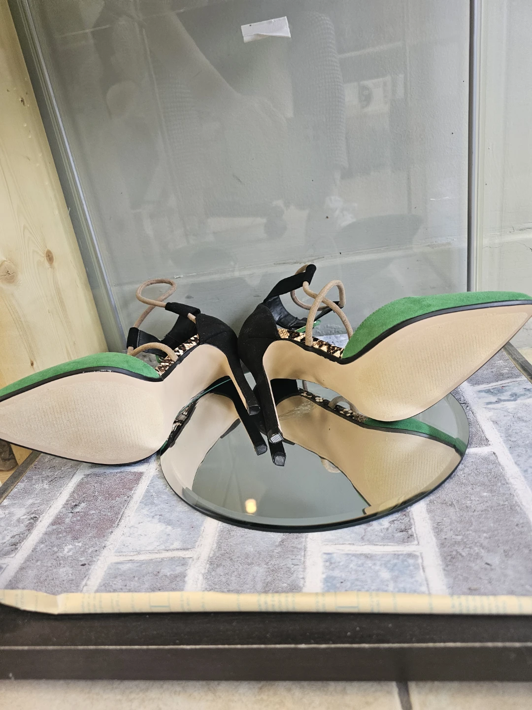 Shoedazzle Green & Black Heels - photo 3