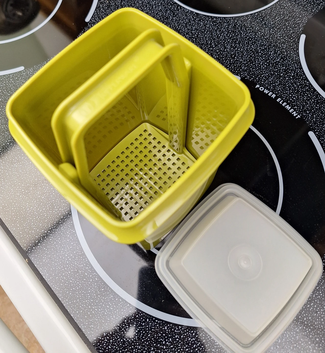 Brand New Tupperware Pickle Container - photo 3