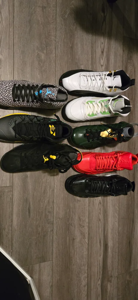 Assorted Basketball Shoes - Jordans, Pumas image indicator(4)