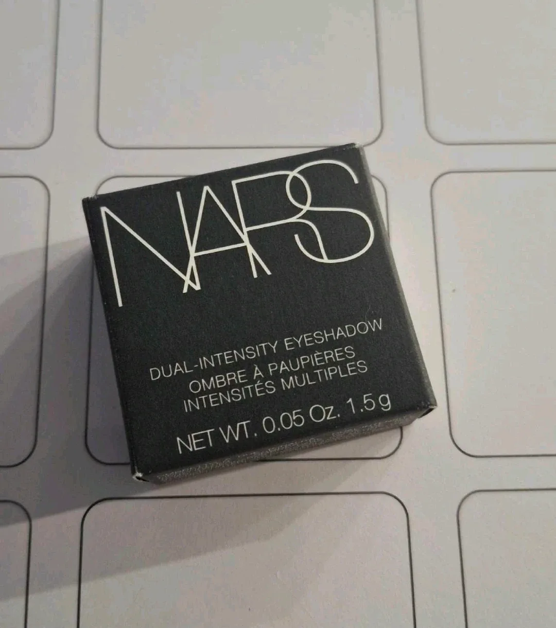 NARS Dual-Intensity Eyeshadow Cressida image indicator(2)